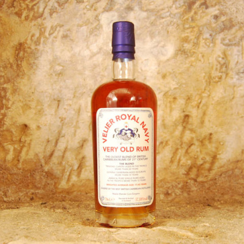 Velier Royal Navy very old rum bouteille
